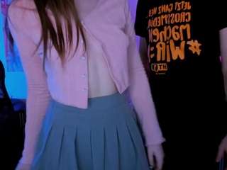 pure-radiance Live Webcam on CamSoda