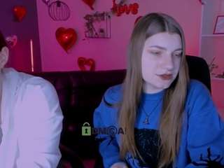 pure-radiance Live Webcam on CamSoda