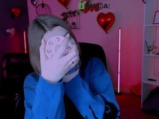 pure-radiance Live Webcam on CamSoda