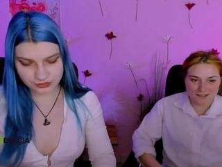 pure-radiance Live Webcam on CamSoda