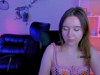 le modèle pure-radiance est en webcam porno dans un show sur le site camsoda, il possède les tags suivants: ass,shaved,longhair,lovense,lush,mistress,moaning,naked,pussy,sex toys,sexydance,shaved pussy,ass bouncing,skinny,spank,spanking,striptease,tattoos,teen-18,thong
