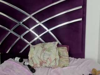 samanthaht Live Webcam on CamSoda