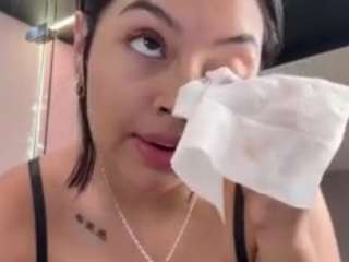 tarahills Live Webcam on CamSoda