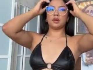 tarahills Live Webcam on CamSoda