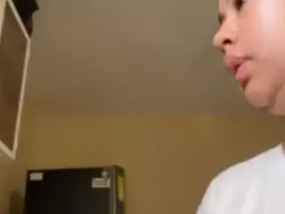 TaraHills's Live Sex Cam Show