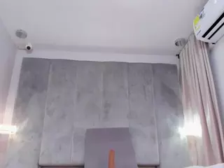 aliinasmith's Live Sex Cam Show