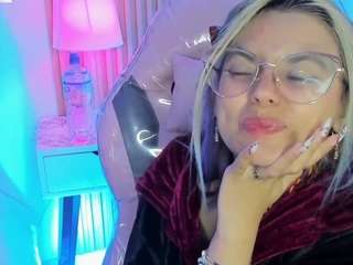  yukky-kuran chat room