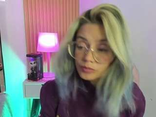 yukky-kuran Live Webcam on CamSoda