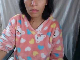 angel-lineage Live Webcam on CamSoda