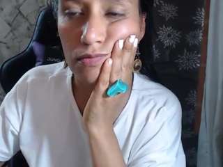 angel-lineage live cam profile