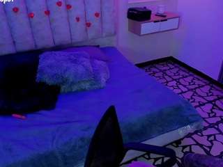 le modèle angels-collins est en webcam porno dans un show sur le site camsoda, il possède les tags suivants: ahegao,public,milk,natural,nipples,nolimits,nympho,orgasm,pansexual,pov,pussy,hazel eyes,sexy,shaved pussy,smoking,squirter,submissive,tattoos,tease,thick