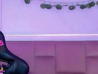 babyalejaa live cam profile