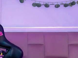 babyalejaa live cam profile