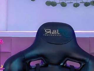 le modèle babyalejaa est en webcam porno dans un show sur le site camsoda, il possède les tags suivants: anal-toys,average,big cock,black hair,brown eyes,colombia,cumshot,dirty-talk,orgasm,smoking,spank,submissive,tattoos,hd,latina,small tits