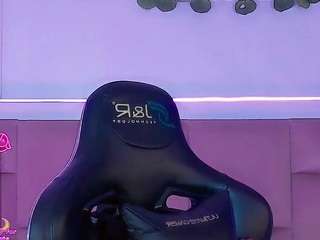 le modèle babyalejaa est en webcam porno dans un show sur le site camsoda, il possède les tags suivants: anal-toys,average,big cock,black hair,brown eyes,colombia,cumshot,dirty-talk,orgasm,smoking,spank,submissive,tattoos,hd,latina,small tits