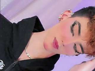 Dieses Model ist jetzt live. babyalejaa