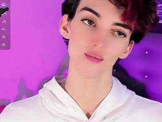 Baby_moon_ live cam preview