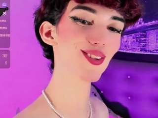 Baby_moon_ live cam preview