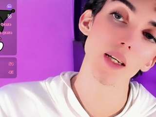 Baby_moon_ live cam preview