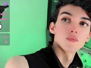 Baby_moon_