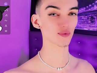 Baby_moon_