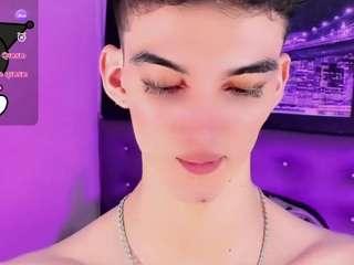 Baby_moon_ live cam preview