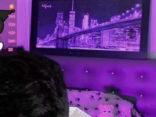 Baby_moon_ live cam preview
