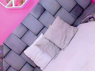baddinner live webcam show
