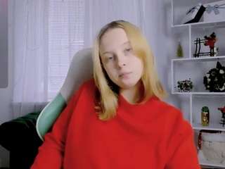 ketrinnn's CamSoda show and profile