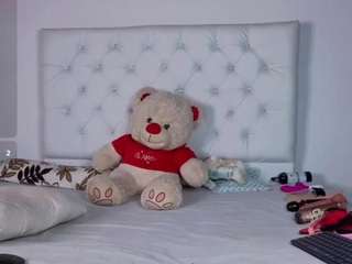 megan-stathan live cam profile