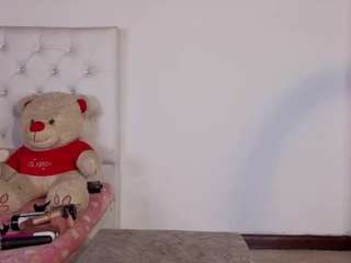 megan-stathan webcam