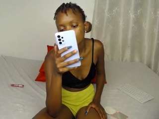 nayaobedient Profile Image