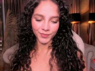 AnahiCurlie