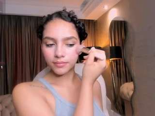 AnahiCurlie