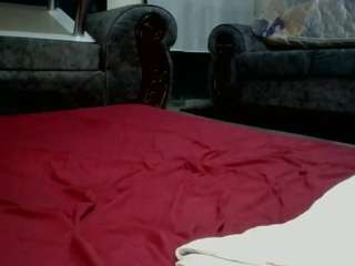 pretty-shee webcam