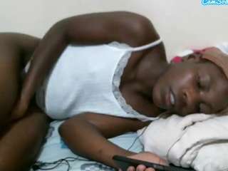 pretty-shee from CamSoda is Freechat