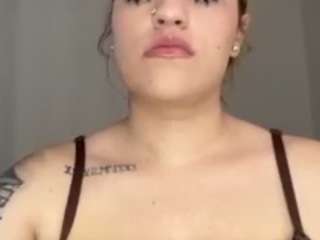 everyoneluvst webcam