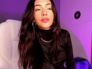 giovannaoliveira's CamSoda show and profile