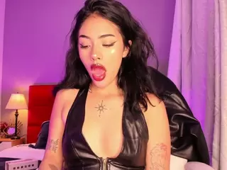 Giovanna  Oliveira's Live Sex Cam Show