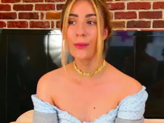 LaurynCopper's Live Sex Cam Show