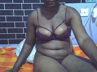 sweet-sandrabreakup live cam profile