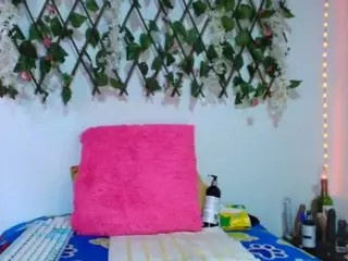 anymour's Live Sex Cam Show