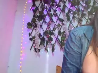 anymour's Live Sex Cam Show