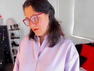 d-martii's CamSoda show and profile