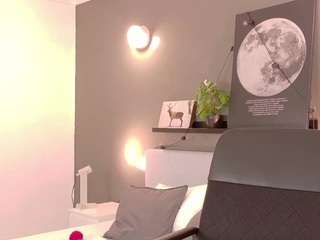 lunalenox webcam model