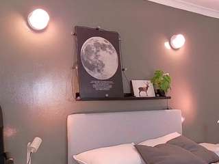 lunalenox Live Webcam on CamSoda
