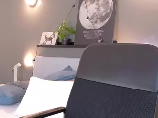 LunaLenox's Live Sex Cam Show