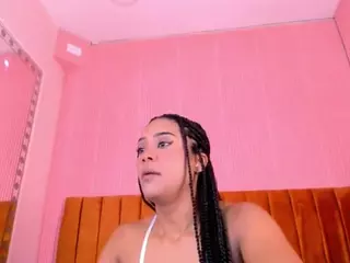 SaraCastiillo's Live Sex Cam Show