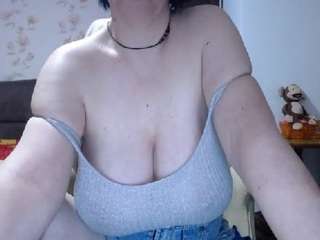 le modèle maryx est en webcam porno dans un show sur le site camsoda, il possède les tags suivants: amateur,handjob,tease,strip,spank,shaved-pussy,pussy,ohmibod,natural,lush,ass,lingerie,flashing,fingers,fetish,feet,dildo,brown eyes,blowjob,black hair