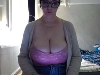 MaryX live cam preview